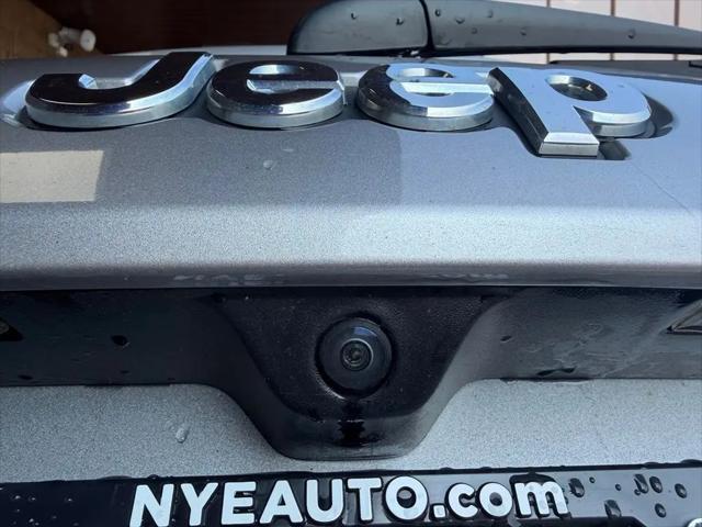 2021 Jeep Grand Cherokee Laredo E 4x4