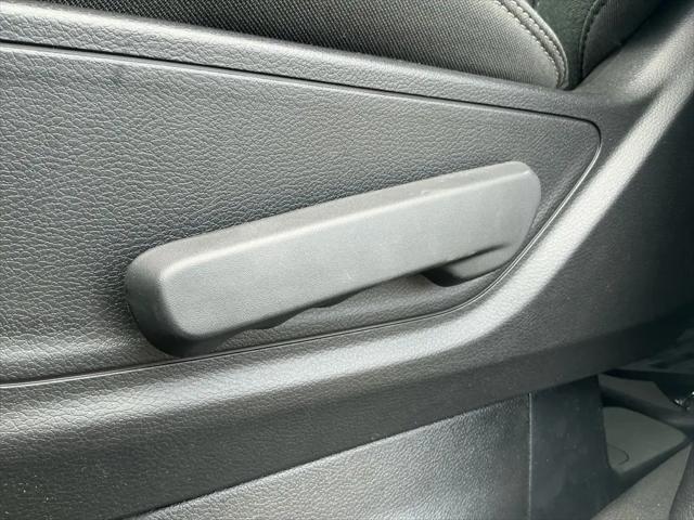 2026 Ram 1500 Tradesman Crew Cab 4x4 5'7" Box