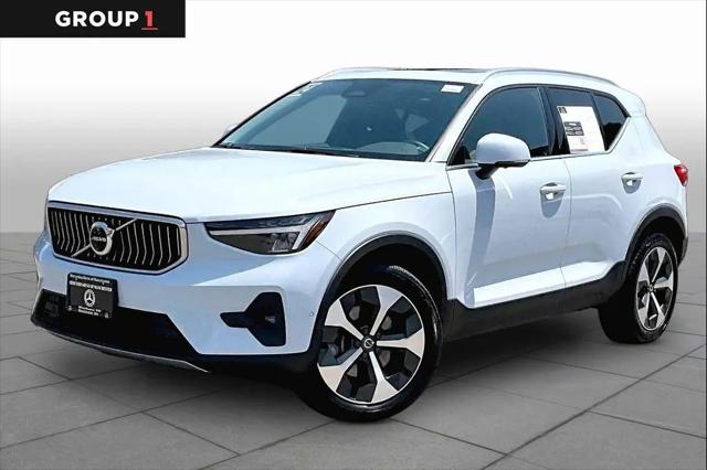 2024 Volvo XC40 B5 Plus Bright Theme for sale in Manchester, NH