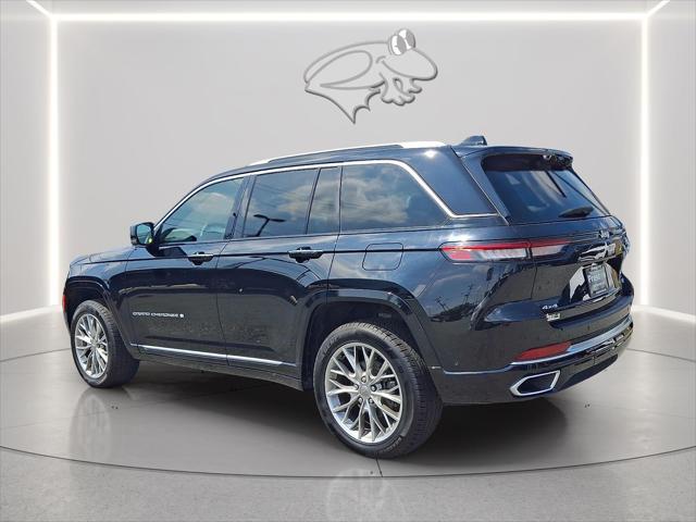 2023 Jeep Grand Cherokee Summit 4x4 2023 Jeep Grand Cherokee Summit 4x4