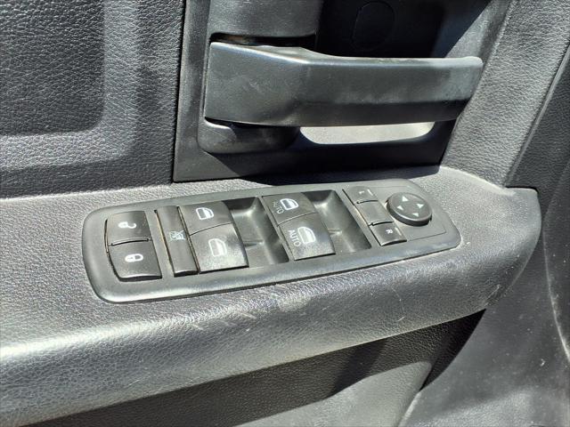 2016 Ram 3500 Tradesman/SLT/Laramie