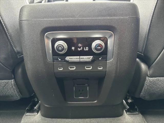 2021 GMC Yukon 4WD AT4