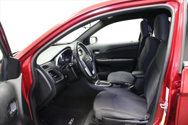 2013 Chrysler 200 Touring