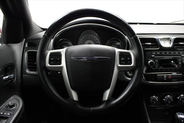2013 Chrysler 200 Touring