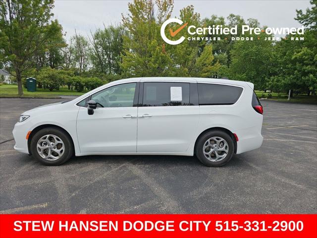 2024 Chrysler Pacifica Limited for sale in Urbandale, IA