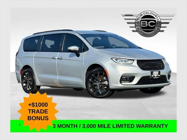 2023 Chrysler Pacifica Touring L AWD for sale near Columbus, OH