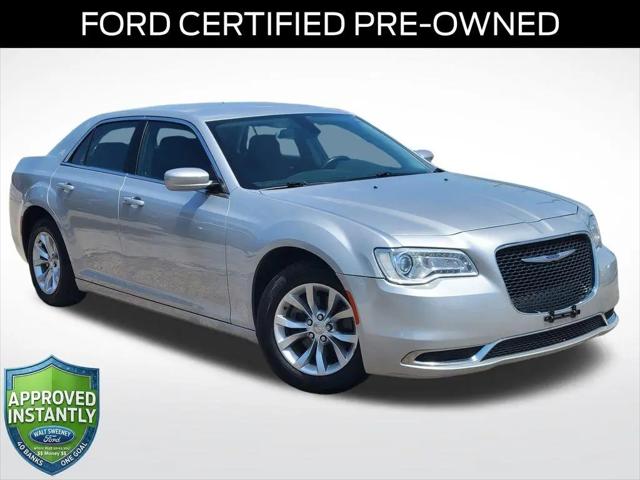 2021 Chrysler 300 Touring for sale in Cincinnati, OH
