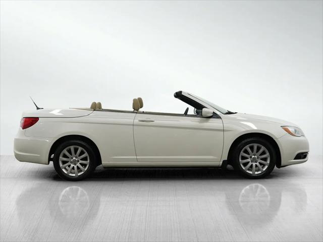 2011 Chrysler 200 Touring