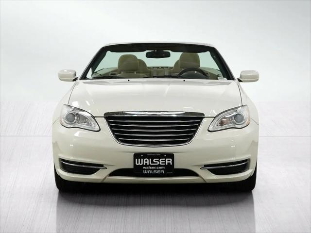 2011 Chrysler 200 Touring