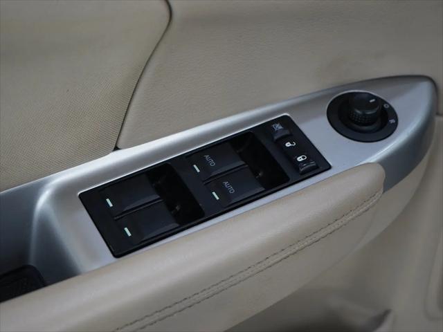 2011 Chrysler 200 Touring