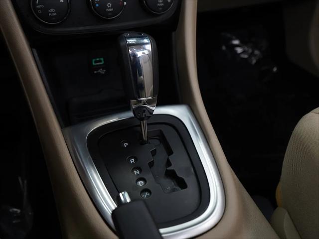 2011 Chrysler 200 Touring
