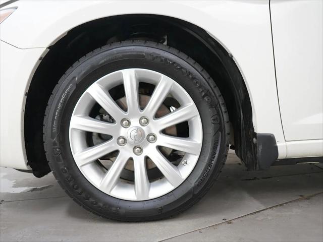 2011 Chrysler 200 Touring