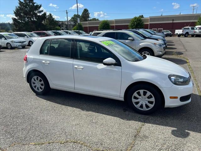 2012 Volkswagen Golf 2.5L 4-Door