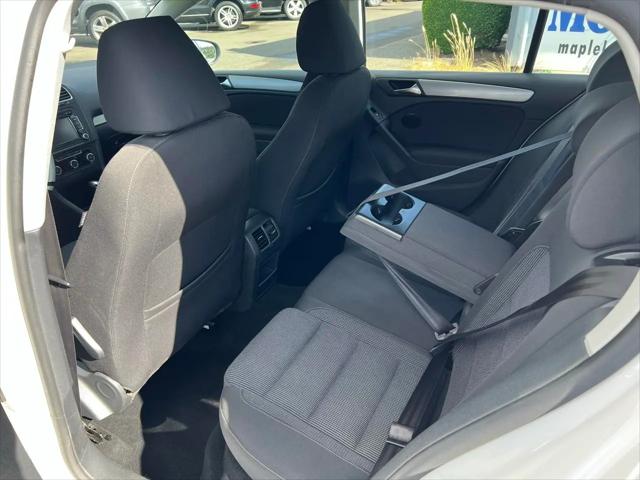 2012 Volkswagen Golf 2.5L 4-Door