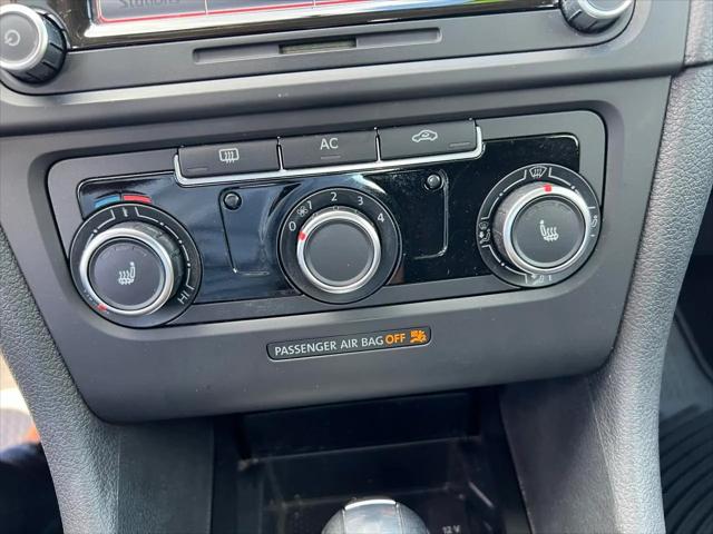 2012 Volkswagen Golf 2.5L 4-Door