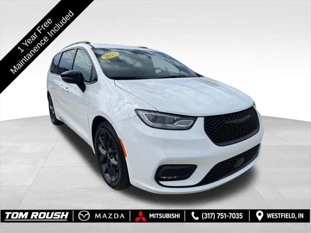 2025 Chrysler Pacifica Limited for sale in Westfield, IN