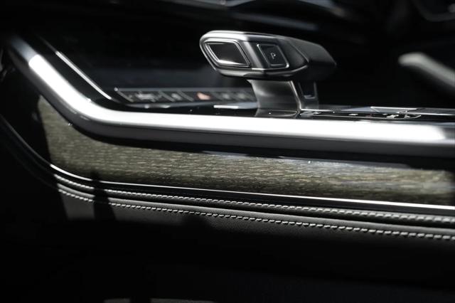 2025 Audi Q8 Premium Plus 55 TFSI quattro