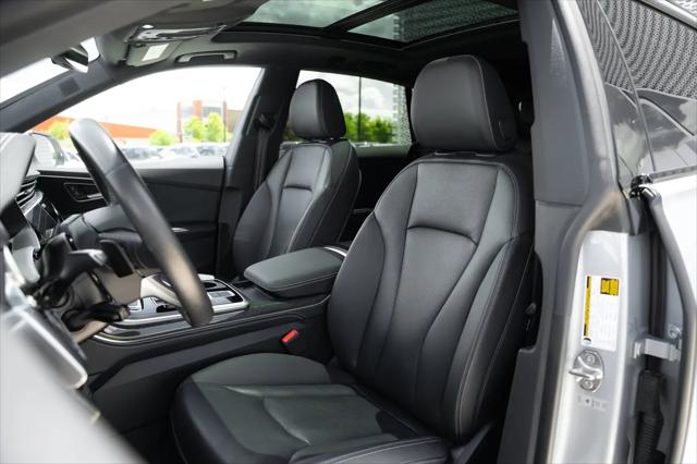 2025 Audi Q8 Premium Plus 55 TFSI quattro