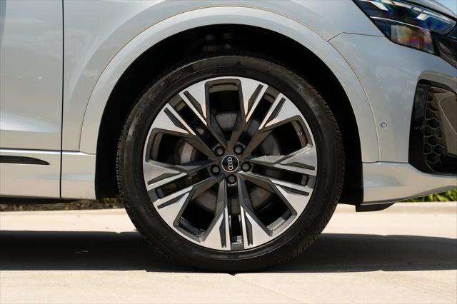 2025 Audi Q8 Premium Plus 55 TFSI quattro
