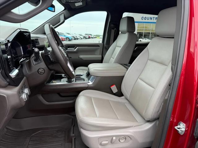 2023 GMC Sierra 1500 4WD Crew Cab Short Box SLT