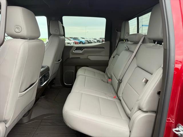 2023 GMC Sierra 1500 4WD Crew Cab Short Box SLT