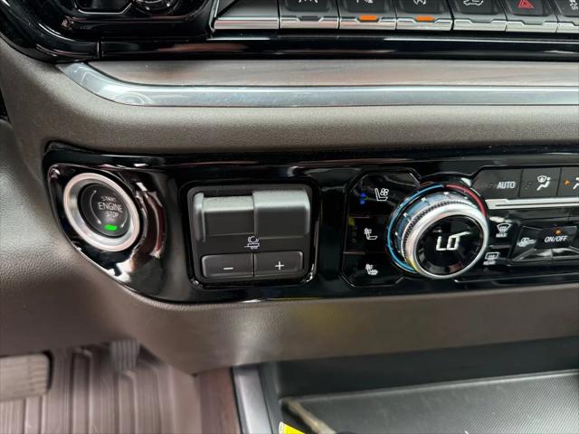 2023 GMC Sierra 1500 4WD Crew Cab Short Box SLT