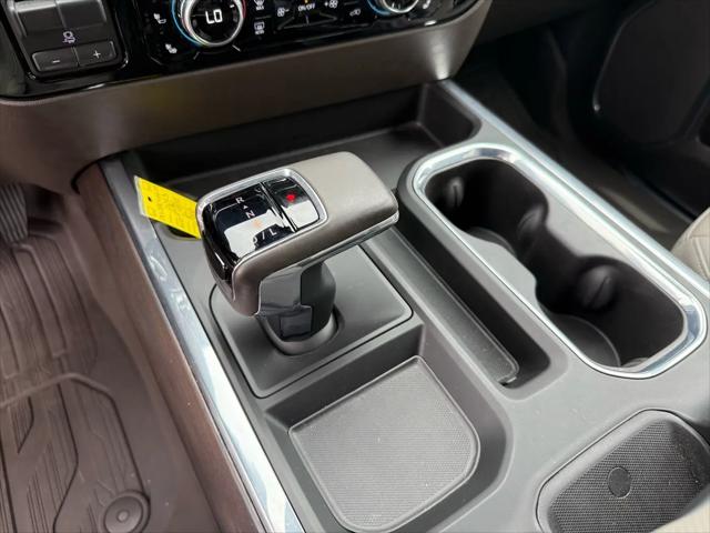 2023 GMC Sierra 1500 4WD Crew Cab Short Box SLT