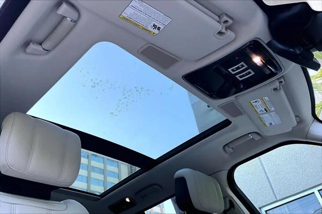 2022 Land Rover Range Rover Westminster