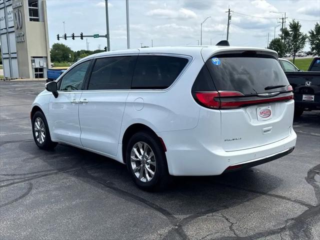 2023 Chrysler Pacifica Touring L AWD