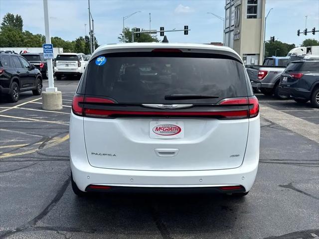 2023 Chrysler Pacifica Touring L AWD
