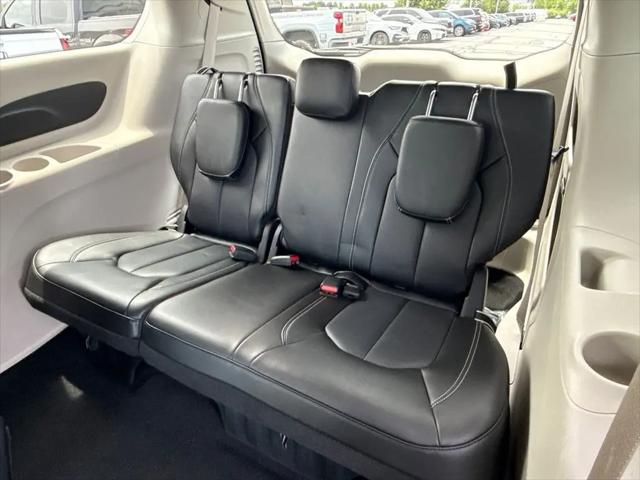 2023 Chrysler Pacifica Touring L AWD