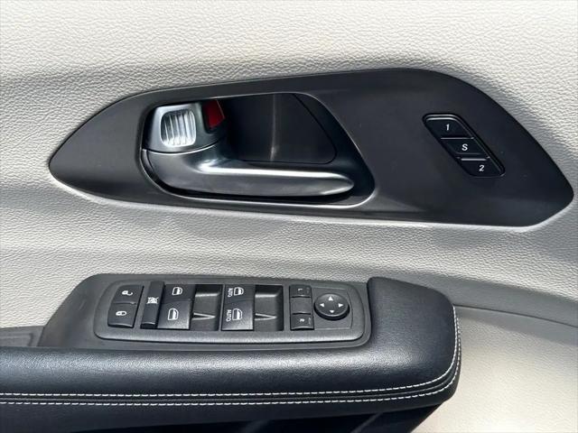 2023 Chrysler Pacifica Touring L AWD