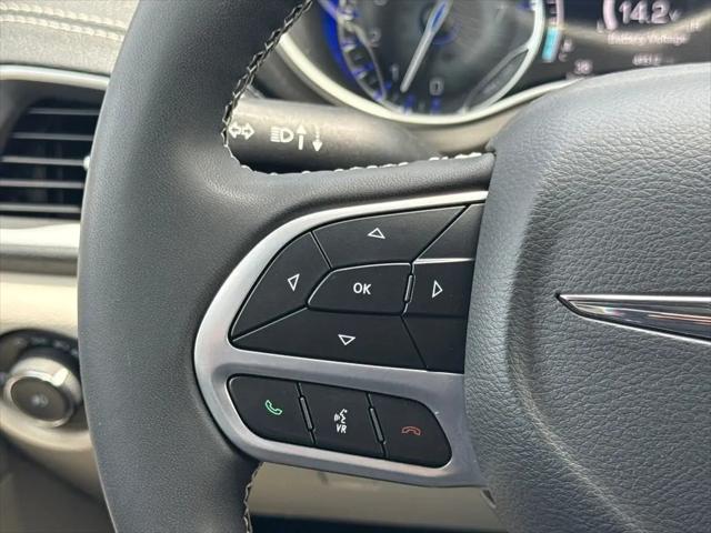 2023 Chrysler Pacifica Touring L AWD