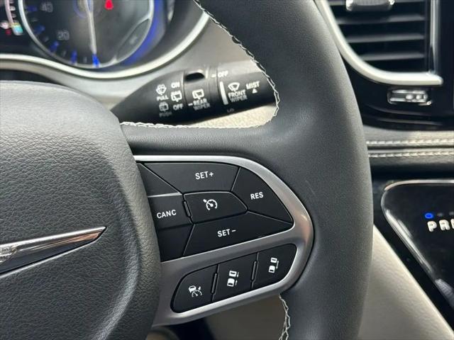 2023 Chrysler Pacifica Touring L AWD