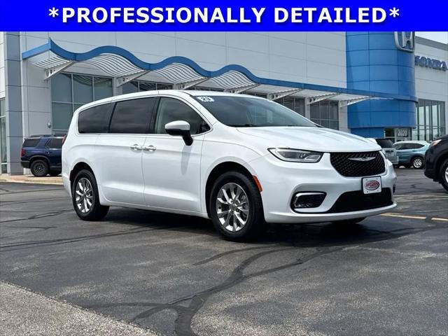 2023 Chrysler Pacifica Touring L AWD