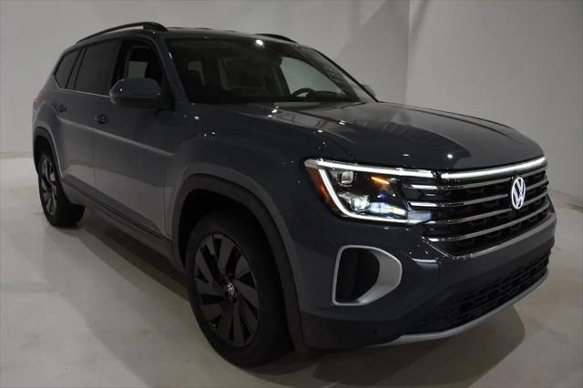2026 Volkswagen Atlas SE with Technology for sale in Urbana, IL