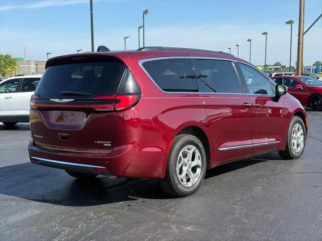 2023 Chrysler Pacifica Limited AWD
