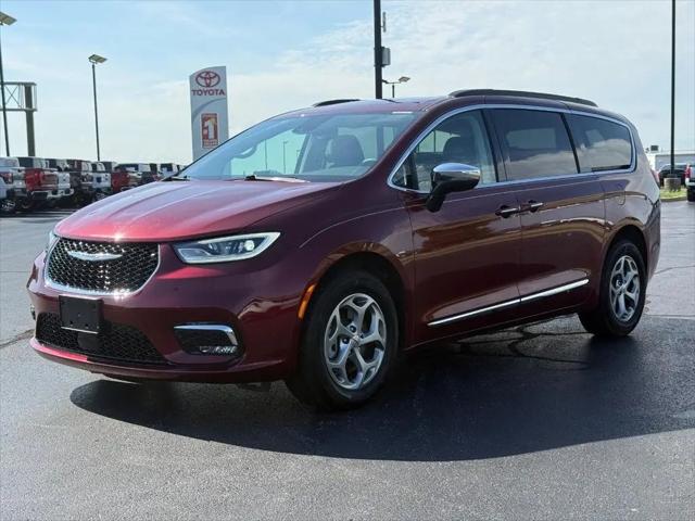 2023 Chrysler Pacifica Limited AWD