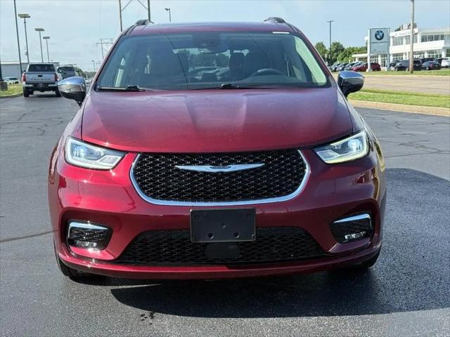 2023 Chrysler Pacifica Limited AWD