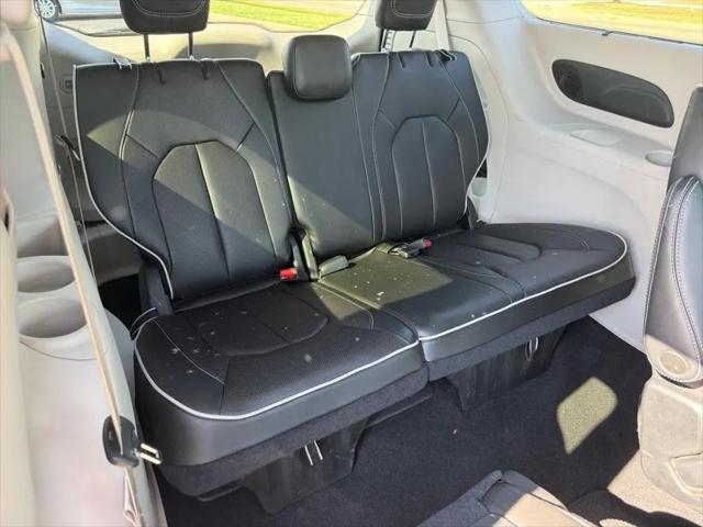 2023 Chrysler Pacifica Limited AWD