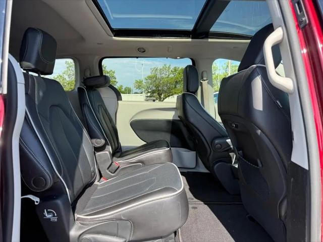 2023 Chrysler Pacifica Limited AWD