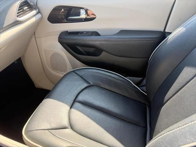 2023 Chrysler Pacifica Limited AWD