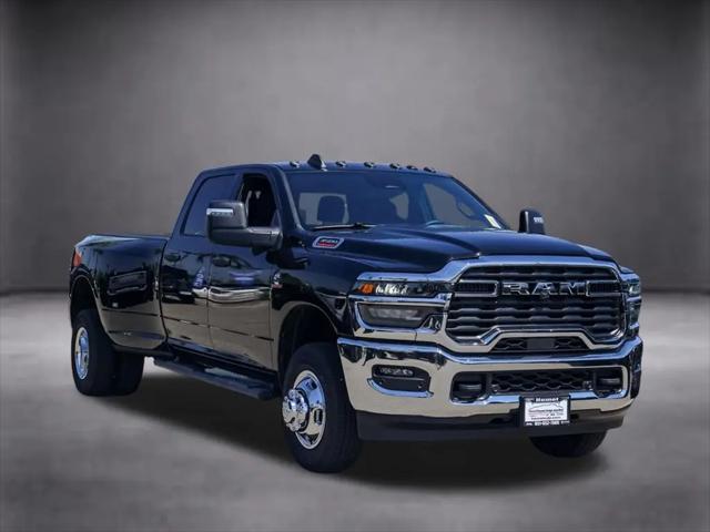 2026 Ram 3500 Tradesman Crew Cab 4x4 8 Box