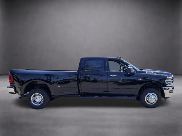 2026 Ram 3500 Tradesman Crew Cab 4x4 8 Box