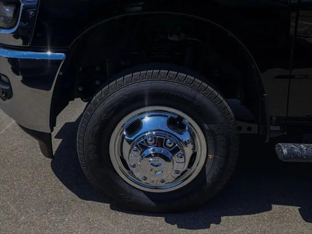2026 Ram 3500 Tradesman Crew Cab 4x4 8 Box