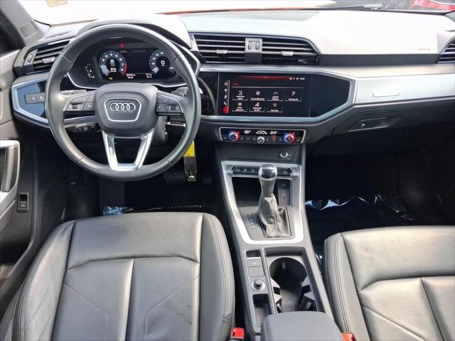 2025 Audi Q3 Premium 45 TFSI S line quattro Tiptronic