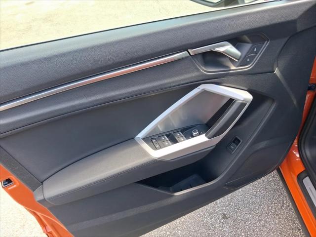 2025 Audi Q3 Premium 45 TFSI S line quattro Tiptronic
