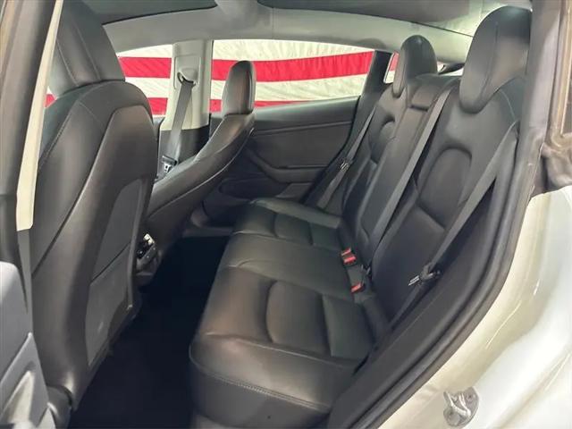 2019 Tesla Model 3 Mid Range
