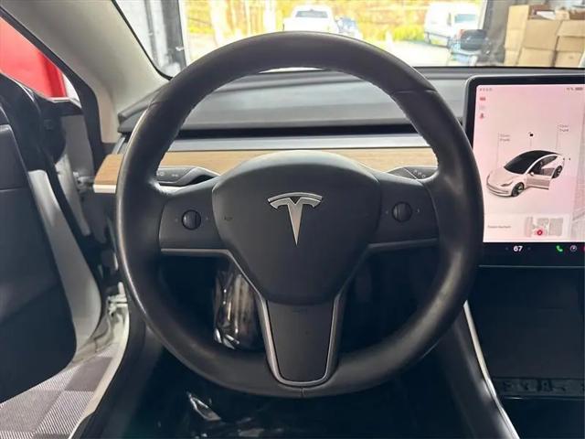 2019 Tesla Model 3 Mid Range