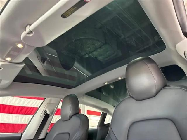 2019 Tesla Model 3 Mid Range